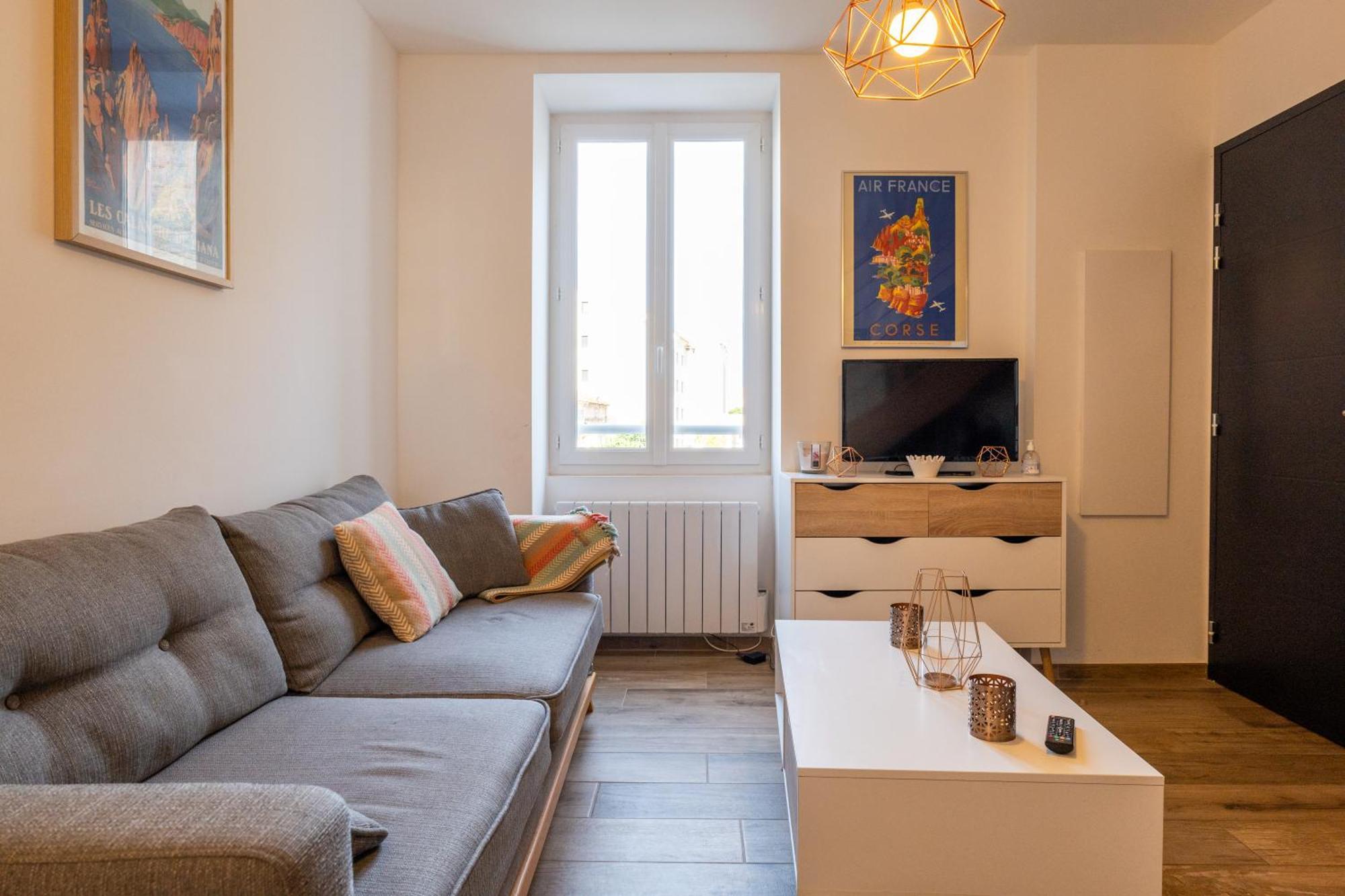 Duplex En Plein Centre Apartman Propriano  Kültér fotó